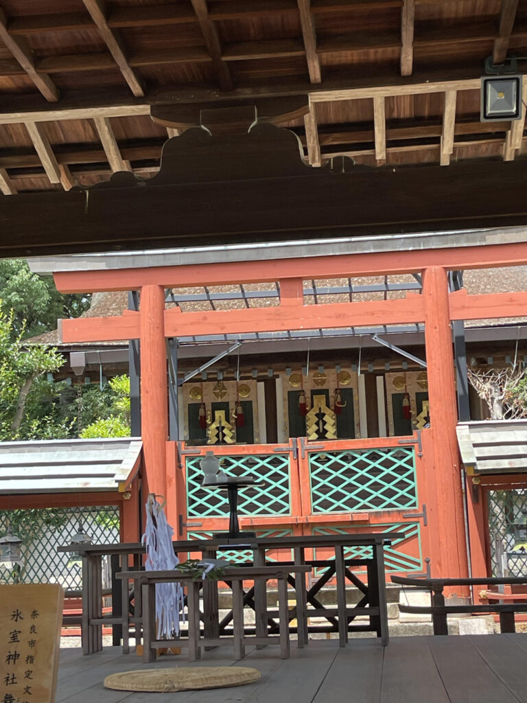 御本殿